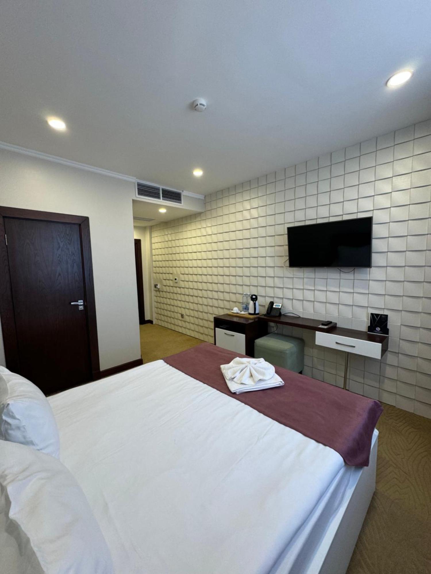 Sulo Atyrau Hotel Exterior foto